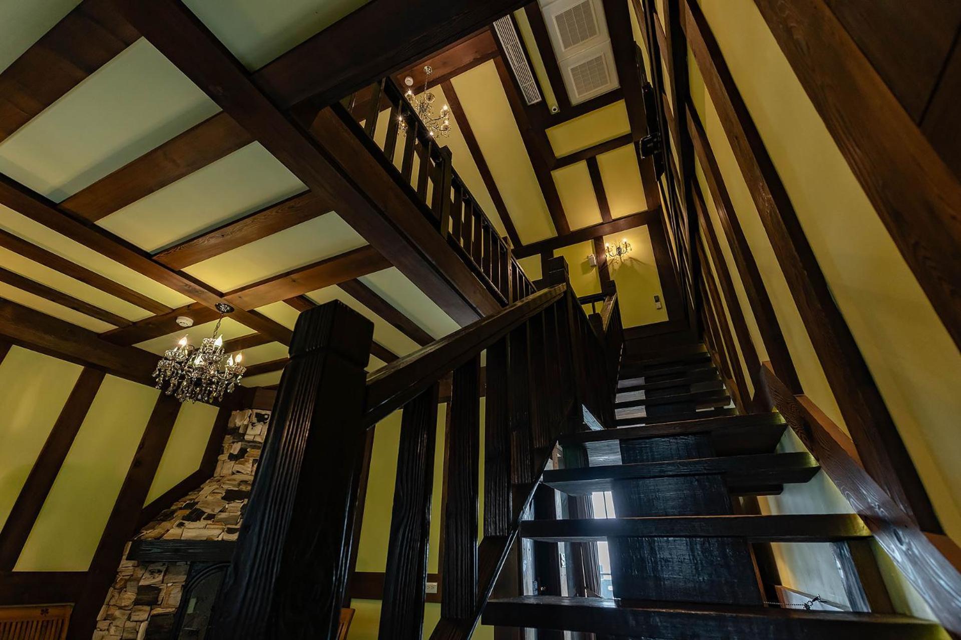 Tudor Dynasty Homestay Шоуфен Екстер'єр фото
